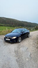 2011 - Audi A4 Manual