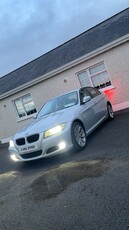 2011 - BMW 3-Series Manual