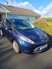 2011 - Ford Fiesta Manual