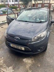 2011 - Ford Fiesta Manual