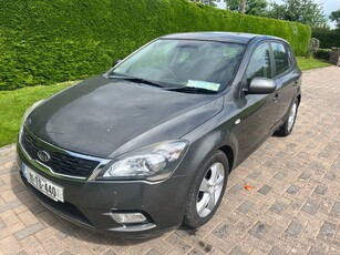 2011 - Kia Ceed Manual