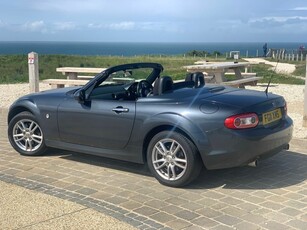 2011 - Mazda MX-5 Manual