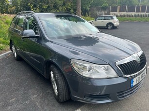 2011 - Skoda Octavia Manual