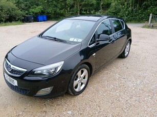 2011 - Vauxhall Astra ---