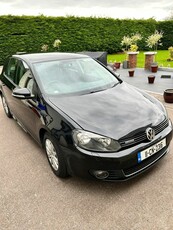 2011 - Volkswagen Golf Manual