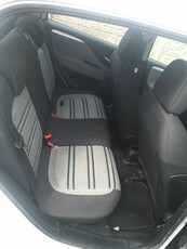 2012 - Fiat Punto Manual