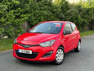 2012 - Hyundai i20 Manual