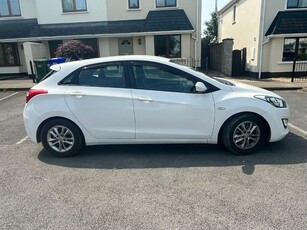 2012 - Hyundai i30 Manual