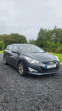 2012 - Hyundai i40 Manual