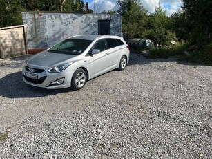 2012 - Hyundai i40 Manual