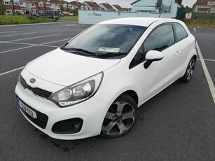 2012 - Kia Rio Manual