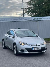 2012 - Opel Astra Manual