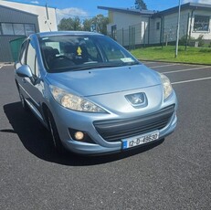 2012 - Peugeot 207 Manual