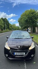 2012 - Peugeot 208 Manual