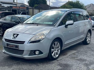 2012 - Peugeot 5008 Manual