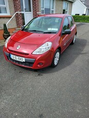 2012 - Renault Clio Manual