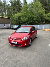 2012 - Toyota Auris Manual