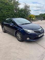 2012 - Toyota Avensis Manual