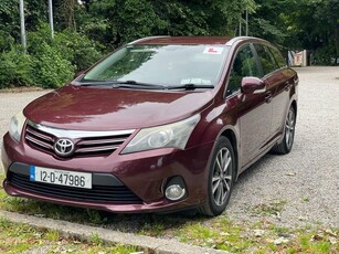 2012 - Toyota Avensis Manual