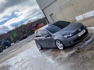 2012 - Volkswagen Golf Manual