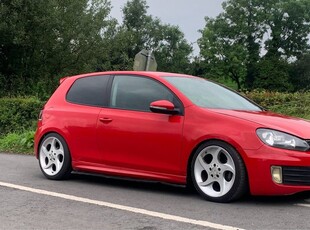 2012 - Volkswagen Golf Manual