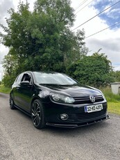 2012 - Volkswagen Golf Manual