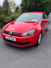 2012 - Volkswagen Golf Manual