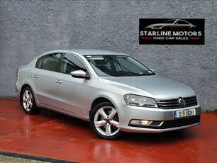 2012 - Volkswagen Passat Manual