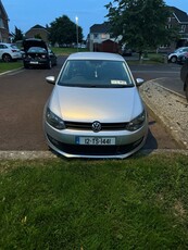 2012 - Volkswagen Polo Manual