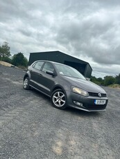 2012 - Volkswagen Polo Manual