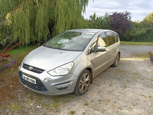 2013 - Ford S-Max Manual