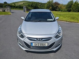 2013 - Hyundai i40 Manual