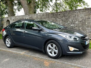 2013 - Hyundai i40 Manual