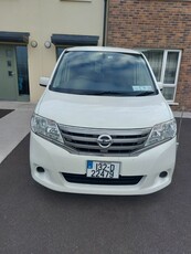 2013 - Nissan Serena ---