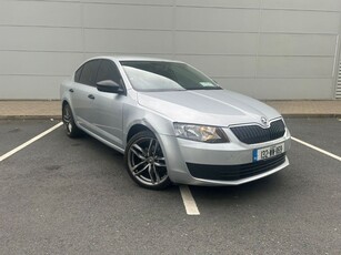 2013 - Skoda Octavia Manual