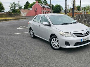 2013 - Toyota Corolla Manual