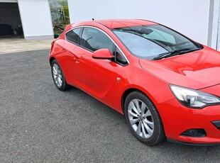 2013 - Vauxhall Astra Manual