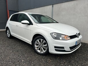 2013 - Volkswagen Golf Manual