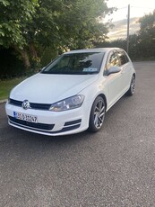 2013 - Volkswagen Golf Manual