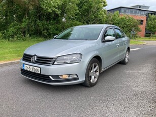 2013 - Volkswagen Passat Manual