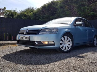 2013 - Volkswagen Passat Manual