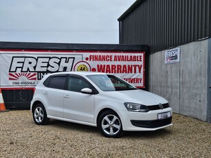 2013 - Volkswagen Polo Automatic