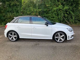 2014 - Audi A1 Manual