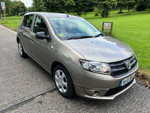 2014 - Dacia Sandero Manual