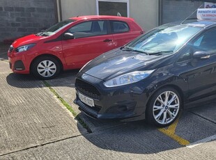 2014 - Ford Fiesta Manual