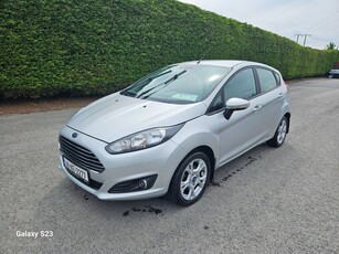 2014 - Ford Fiesta Manual