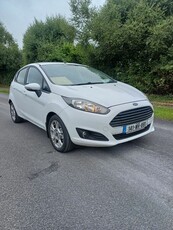 2014 - Ford Fiesta Manual