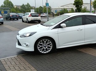 2014 - Ford Focus Manual