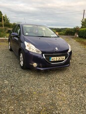 2014 - Peugeot 208 Manual