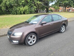 2014 - Skoda Octavia Manual